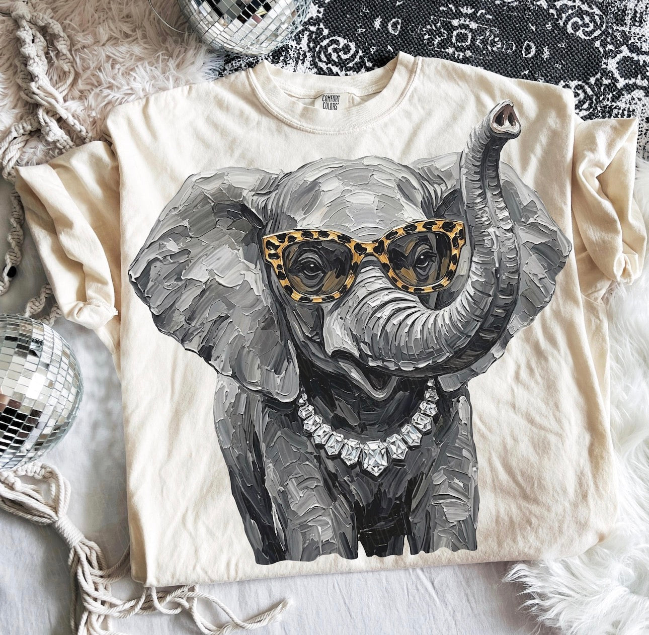 ELEPHANT GLAM